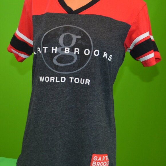 Garth Brooks World Tour T-shirt Large Country Music Concert Shirt 2016 - Picture 1 of 8